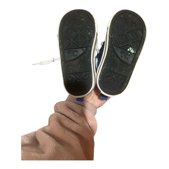 CONVERSE - Picture 4 of 6